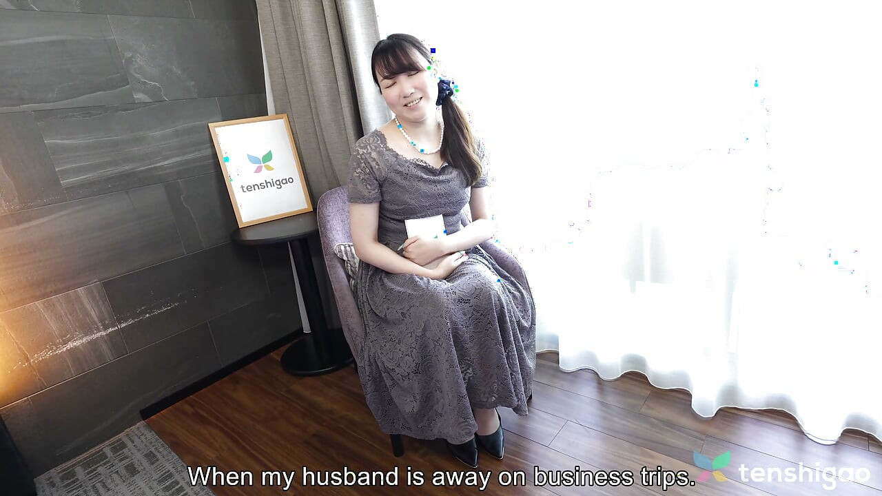 Japanese Housewife Tomoko Has Huge Tits