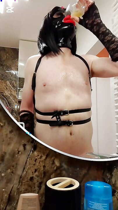 Latex Mask Piss Slut
