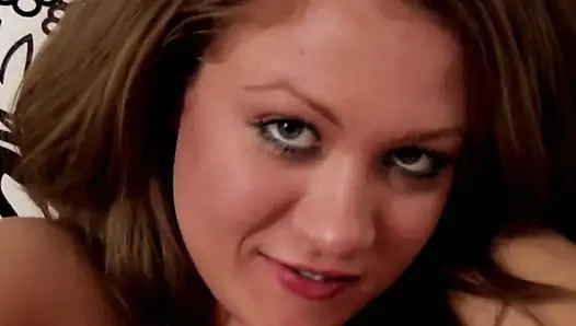 Yangın sahnesinde sürtükler 2_blonde hatun wit büyük göğüslü sert seksi seviyor