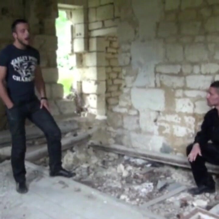 Enzo fucked by Stany falcone outdoor