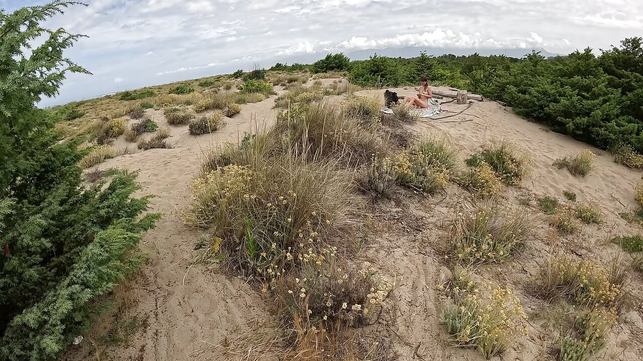 Voyeur Spies Married MILF on Nudist Beach: Tastes Her Wet Lollipop Then Fucks Her Hard in Public