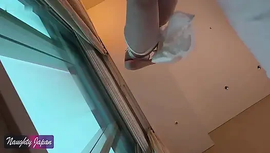 Fresh Pink Reveal. Samimi aralıkta geniş açık yakın çekim gözlemi