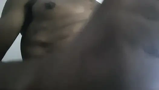 Камшот на лицо медведю в обратном видео от первого лица. звук, который она издает!