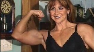 Bicepsy Rhonda d3thl3fs 4