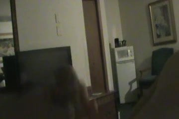 ホテルの部屋でザーメン