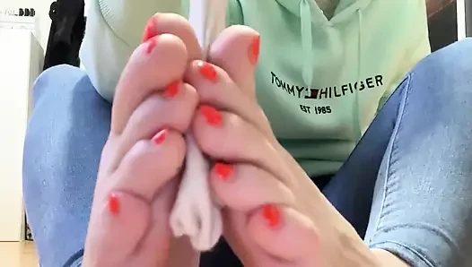 I know you love it when I show you how sweaty my socks are!