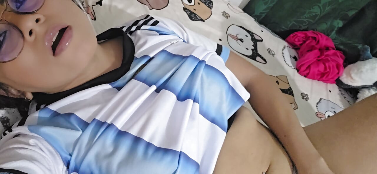 I MASTURBATE WITH MY BROTHER-IN-LAW TOUCHING MY BOOBS