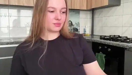 Extreme squirting with secretary jucielussie