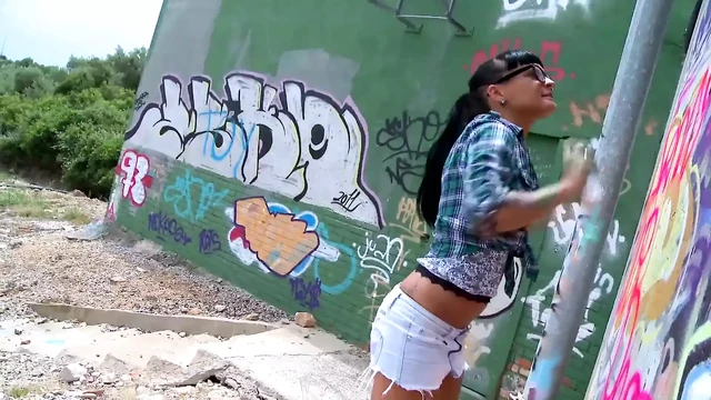 Fresh pussy Jenny Up Destroy a slut with brown hair gets her