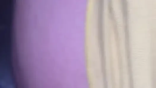Gestopfte Muffins Spielen Mit Ihrer Nassen Muschi