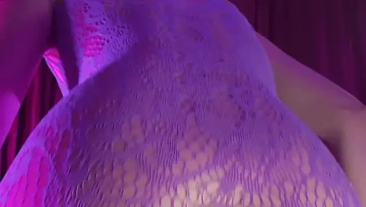 Vertikal: vip room ep.7: penari striptis seksi penelope suka memuaskan