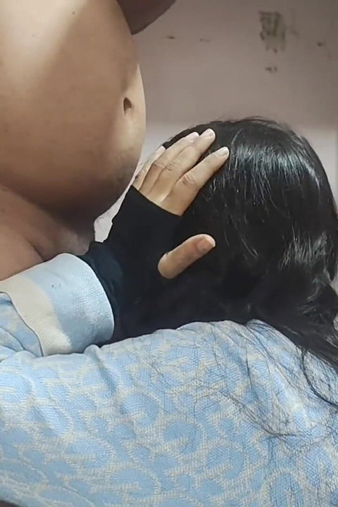 Bhabhi Lifted Her Leg Today