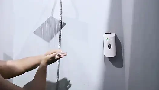 Duschen im öffentlichen Fitnessstudio Badezimmer für meinen schönen freund - Minokiiko