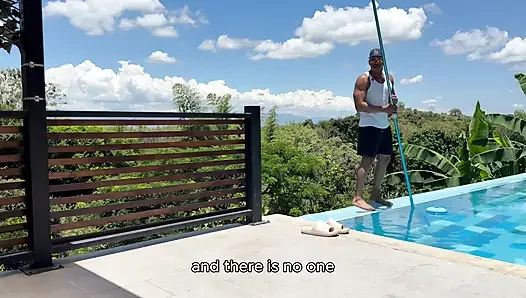 Aku selingkuh dari suamiku sama karyawan kulit hitamnya di pinggir kolam renang! Verito Aguas &Brandon Cruz