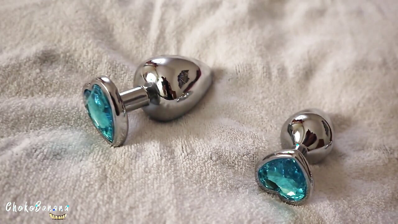 Zum ersten mal versuche ich 3 größe buttplug - analplug