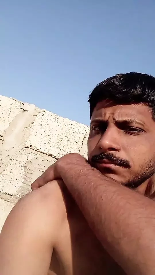 wow beutifull Desi killen visar.