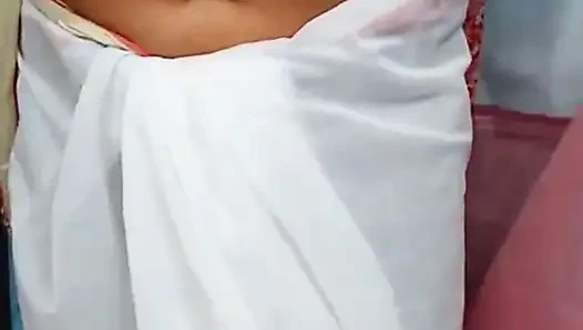 Hindi heiße mutter sari video öffnen heiß