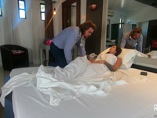 Paciente super gostosa fode com médico em quarto de hospital - Ana Rothbard - Completo no Premium