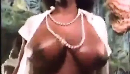 Vintage Black MILF Amazing Big Tits - Ameman