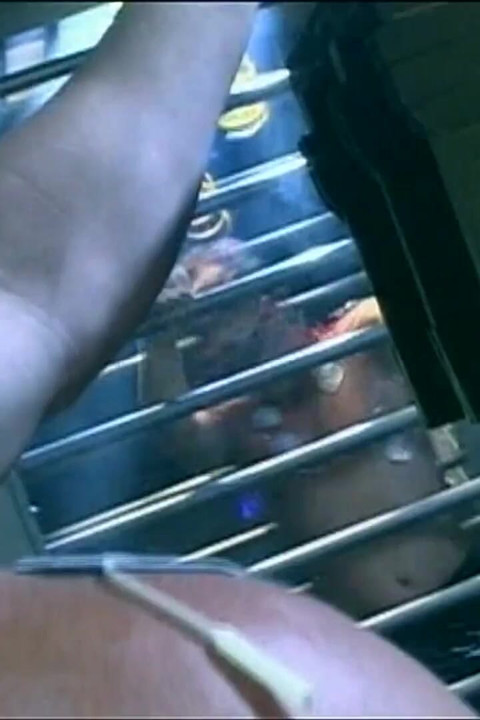 أورورا سنو المنحرف الذي يلعب