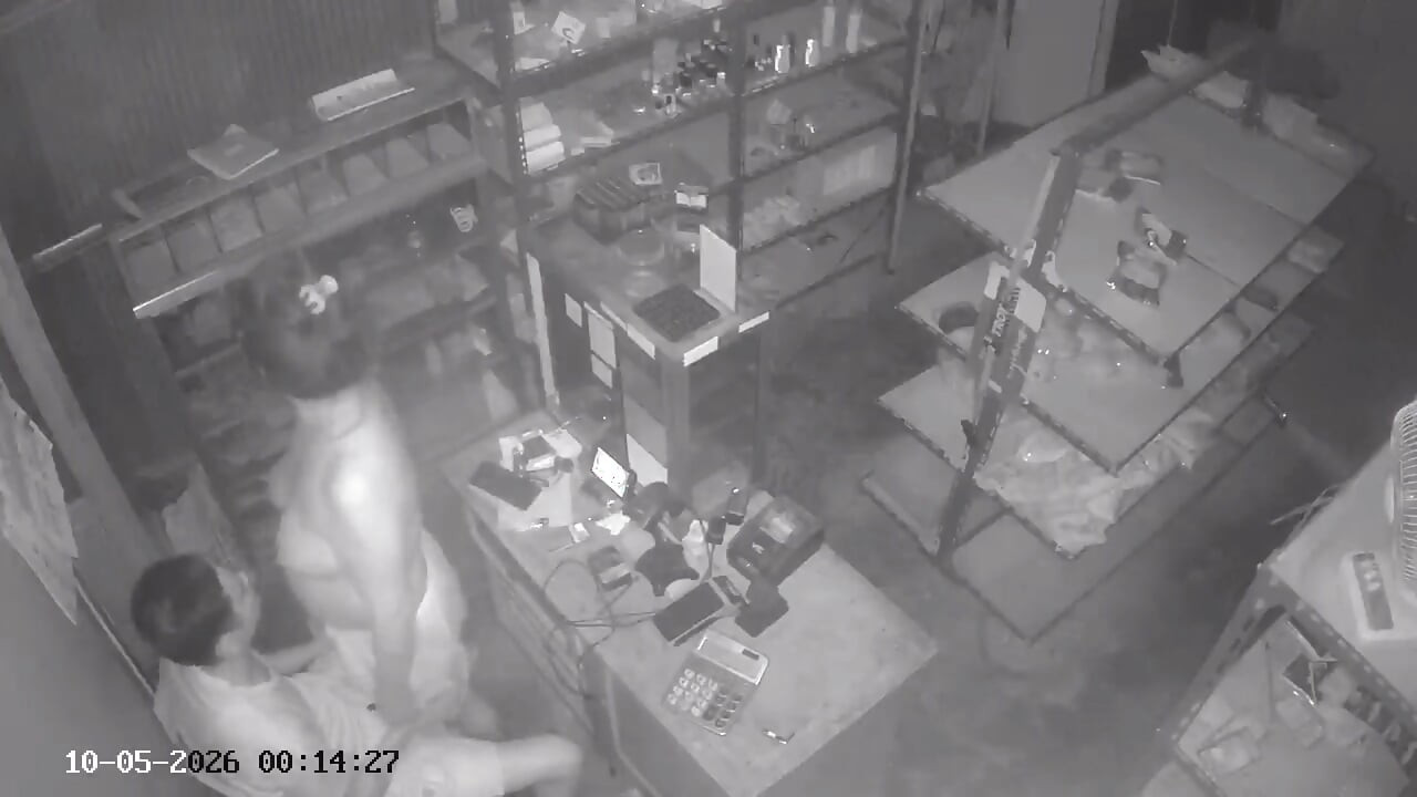 Cheating in a dark place with an ex-girlfriend, it turns out that there is a hidden camera.