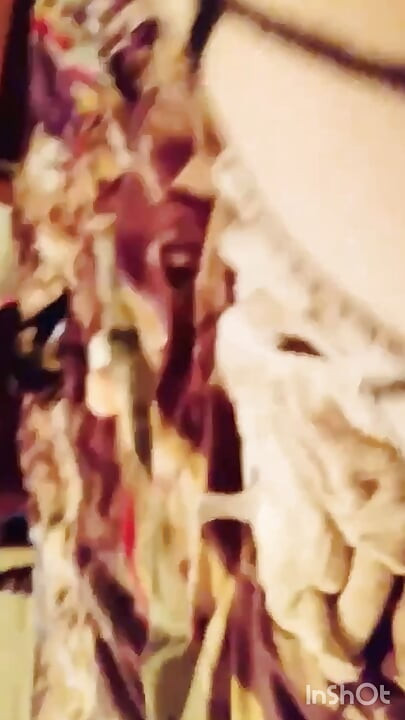 Sexybrunnette22喜欢弯曲的鸡巴