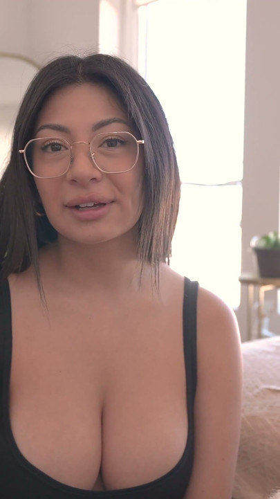 Hot Latina Step-sis Caught Spending Stepdad's Money - Cami Strella - Lev Lieben