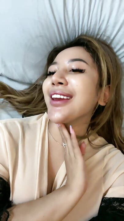 Panggilan video seks awek Indonesia jalang miang
