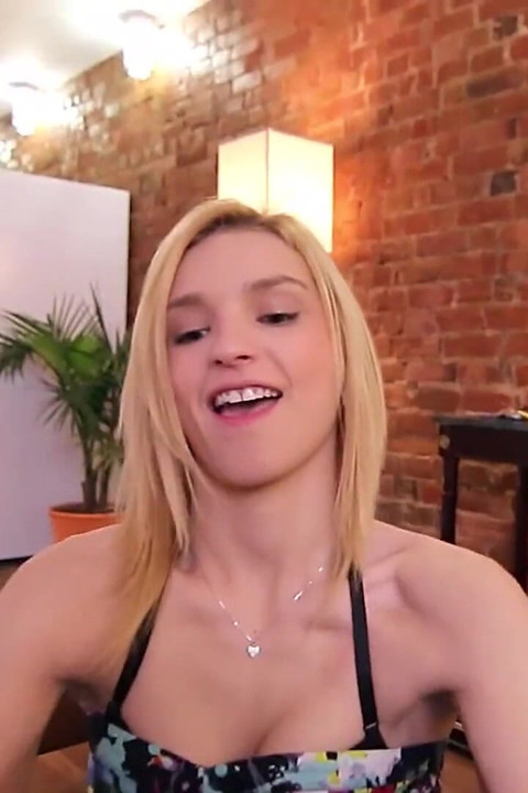 Wet Blonde Gets Licked and Fucked