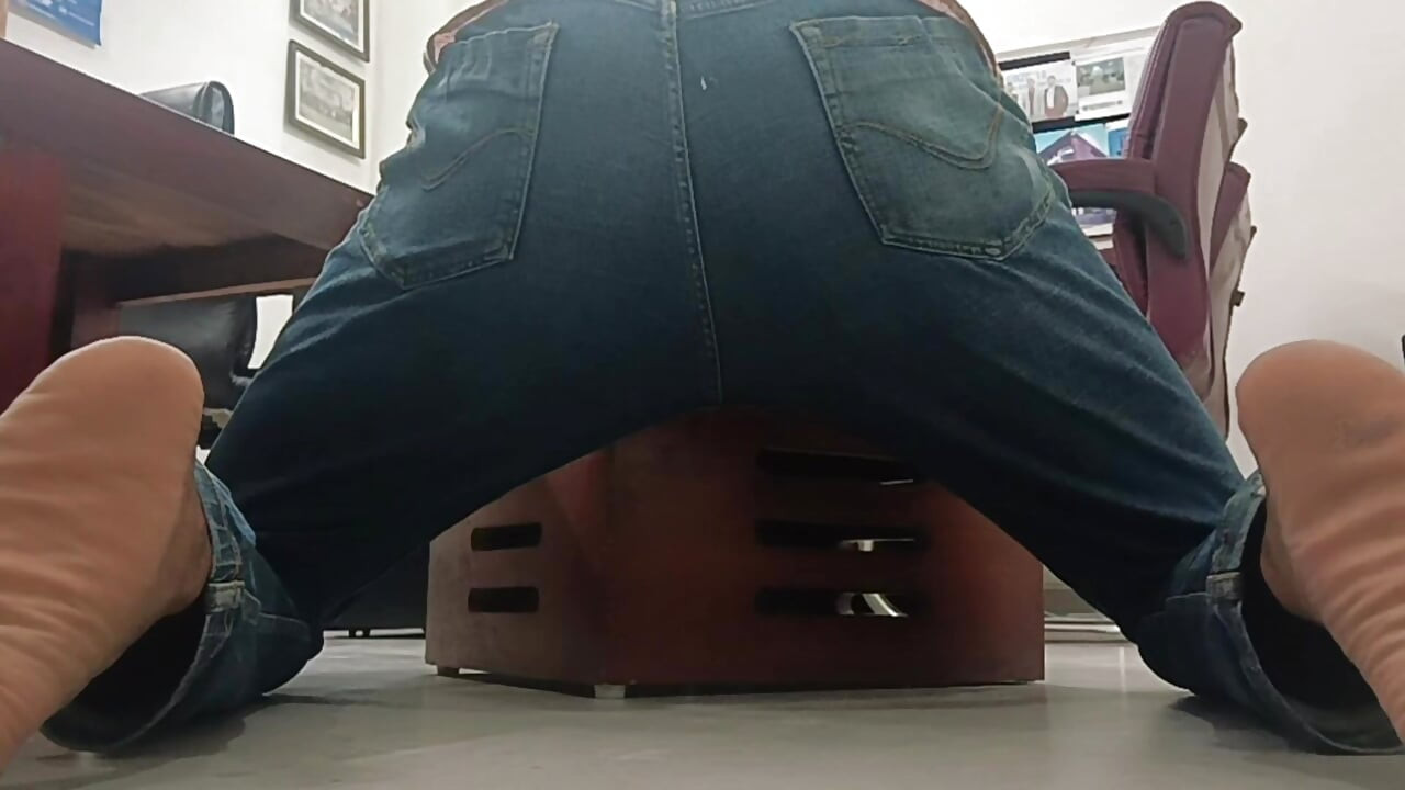 Desi shemale cumshot part -2