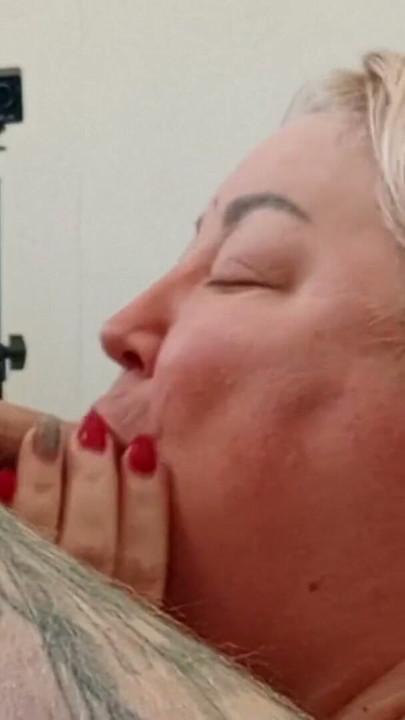 a friend gave a deep blowjob and got cum in her mouth and on her face | Clip 2