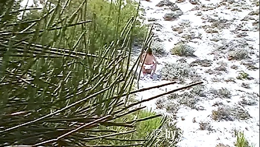 Sexy MILF Nackt Am Fkk Strand