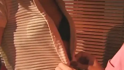 Reife brünette verschlingen feuchte muschis in ekstatischen orgasmen