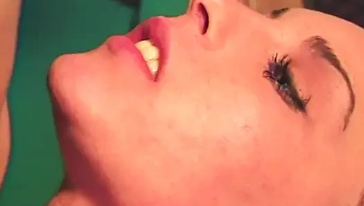 Versaute Taxifahrt: Heiße Action im Cab