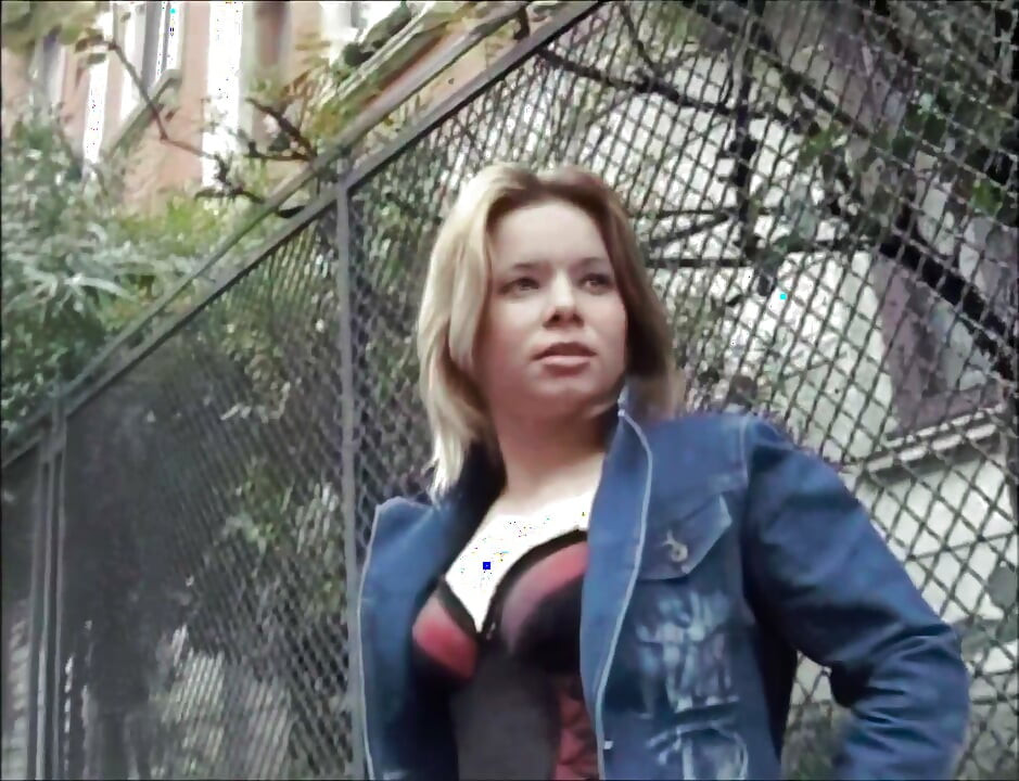 The Mature Woman and the Toy Boy: Cunnilingus and Blowjobs