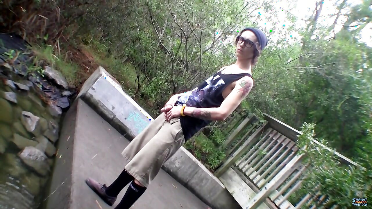 Outdoor jerking with str8 Sean