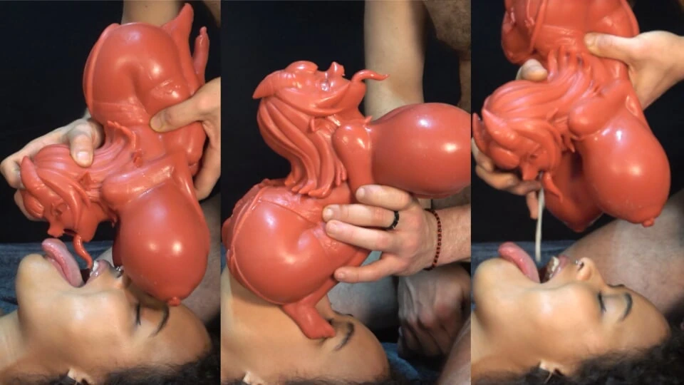 Zwei dämonen von gesicht zu gesicht .. Ich habe das sperma, das aus dem mund ihrer puppe kommt, afressen. XattlaLust.