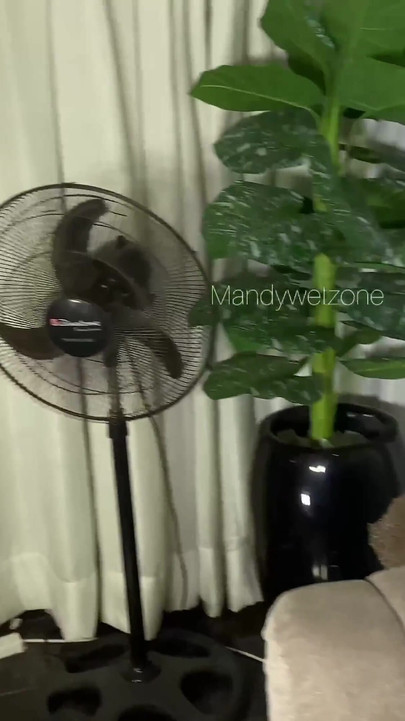 Bdsm bana efendi diyor ve komutlarıma itaat ediyor