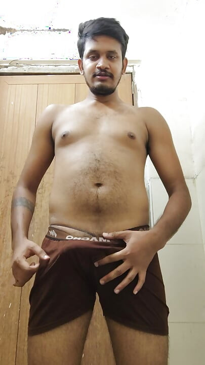 XHAMSTAR INDIAN SEXY JONY PLAY OILY HORNEY BIG DICK