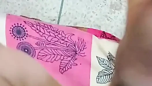 Ateşli hemşirenin sperminin bir örneğine ihtiyacı var!!
