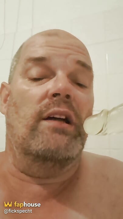 Sucking Performance of a Slut