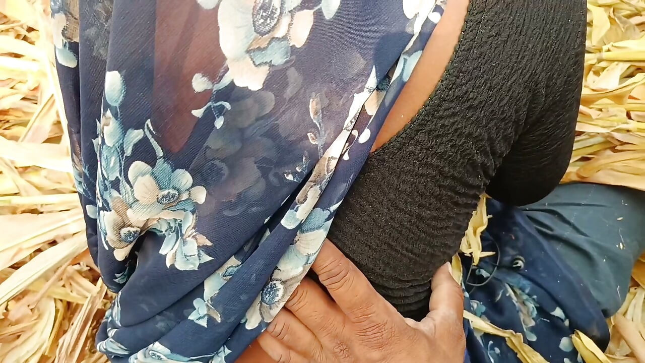 Bhabhi fucking fun is something else, big ass wali bhabhi main rozi apni bhabhi ko ghar par jab chahta choda hoon bhabhi ki badi ass dewar bade khula bade gad bha bha