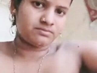 Desi bhabhi bañándose desnuda - grabado para ex novio