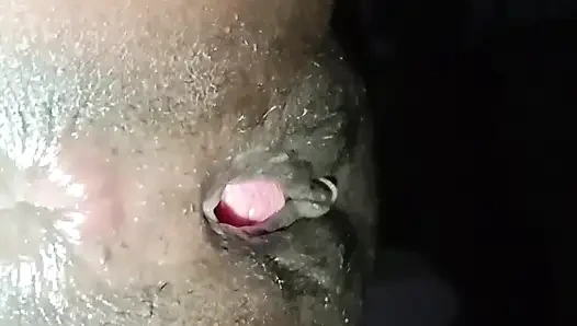 Üvey kayınbiraderi geceleri onunla buluşması için üvey erkek kardeşini aradı