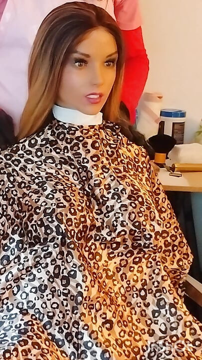 Emma the barberette vinyl shampoo cape show