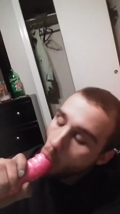 Gay boy deepthroating dildo