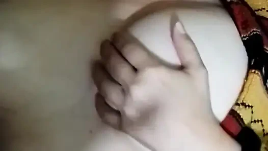 Устал от одиночества, моя соседка приглашает меня к ней домой, и мы делаем это из Нью-Йорка