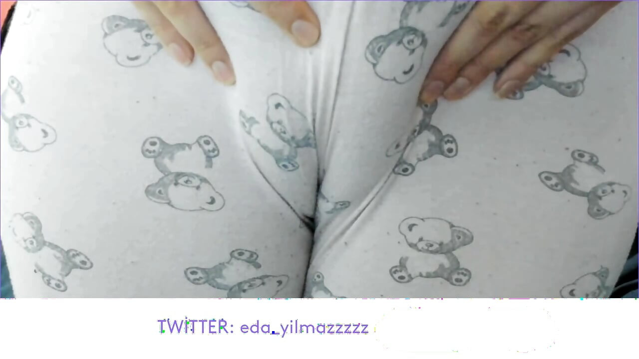 CAMELTOE- PAJAMA- SWOLLEN PUSSY