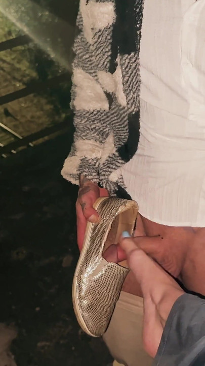 Worn Slip-ons and Smelly Soles - Foot and Pussy Worship