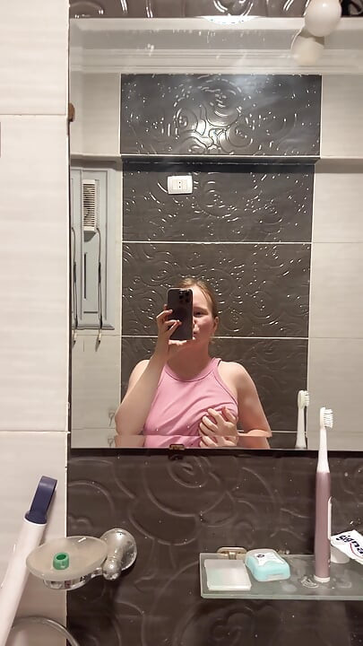 टब में पेशाब